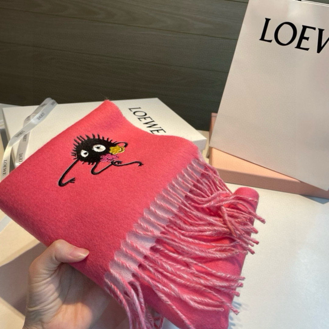 LOEWE red and pink scarf