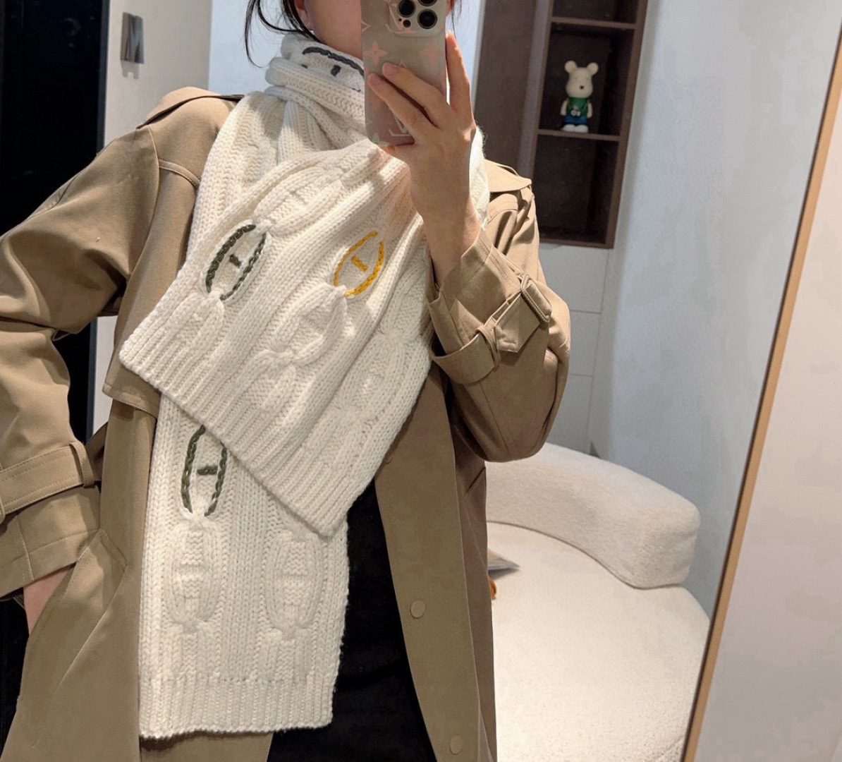 Hermès scarf white/brown