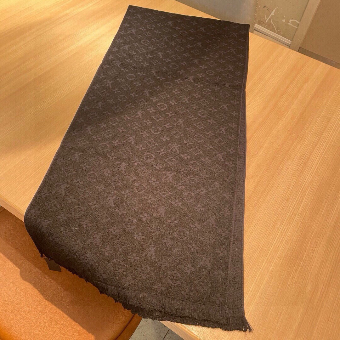 LV unisex scarf