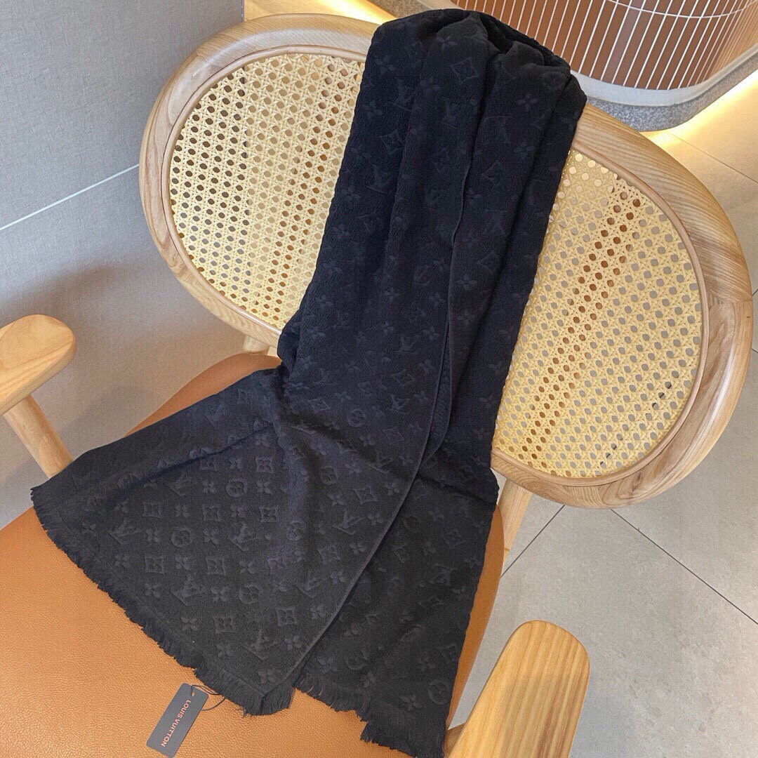 LV unisex scarf