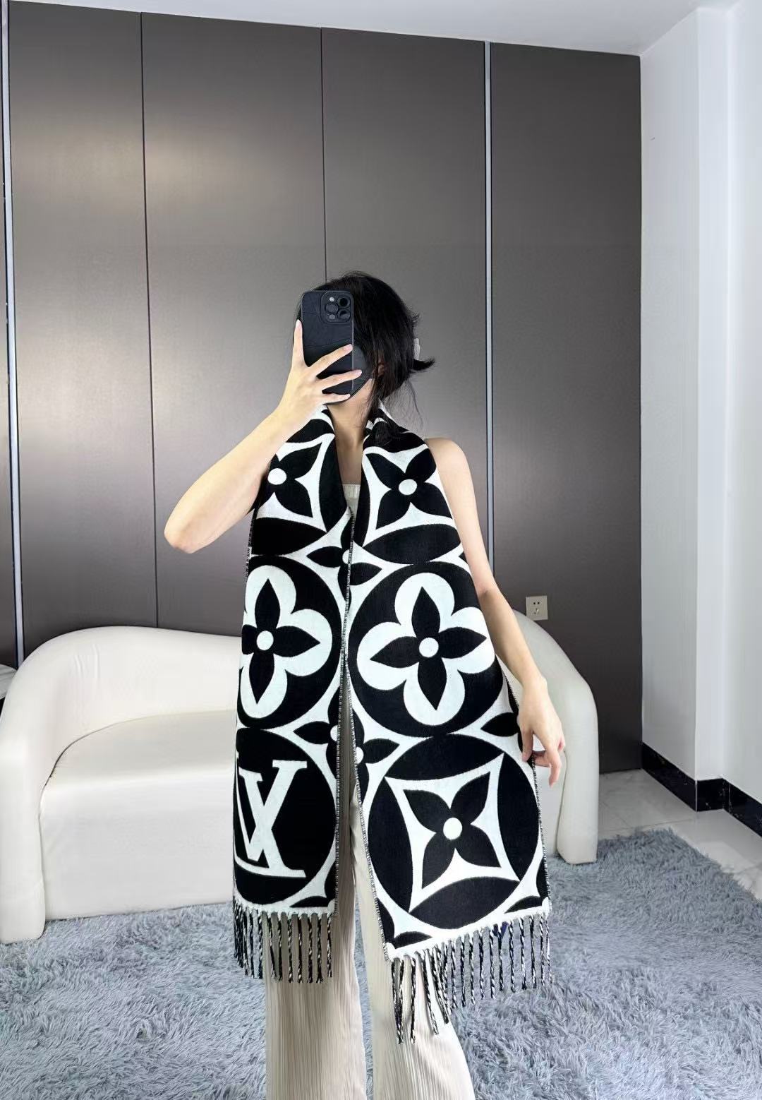 Louis Vuitton Large Monogram Floral Scarf