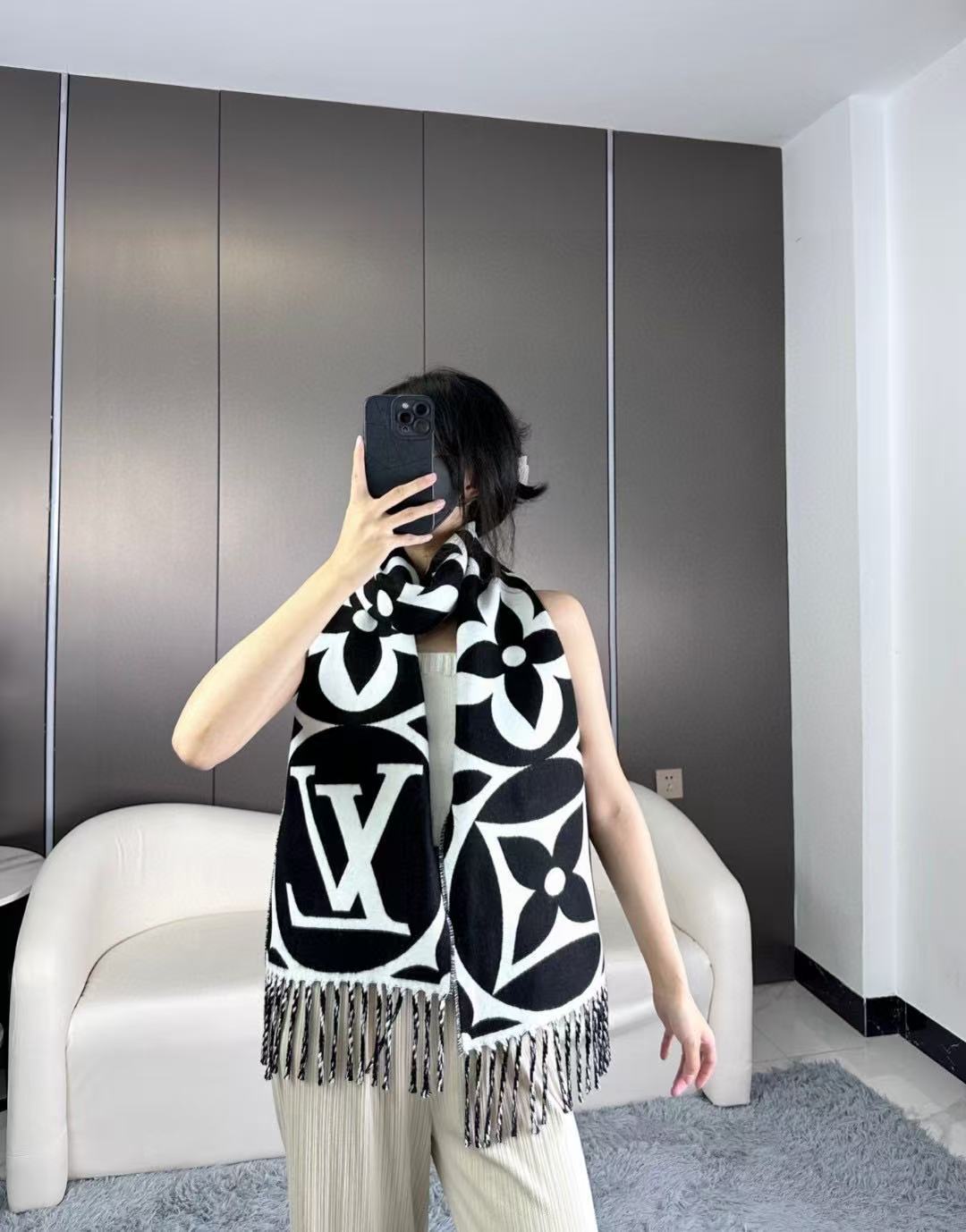 Louis Vuitton Large Monogram Floral Scarf