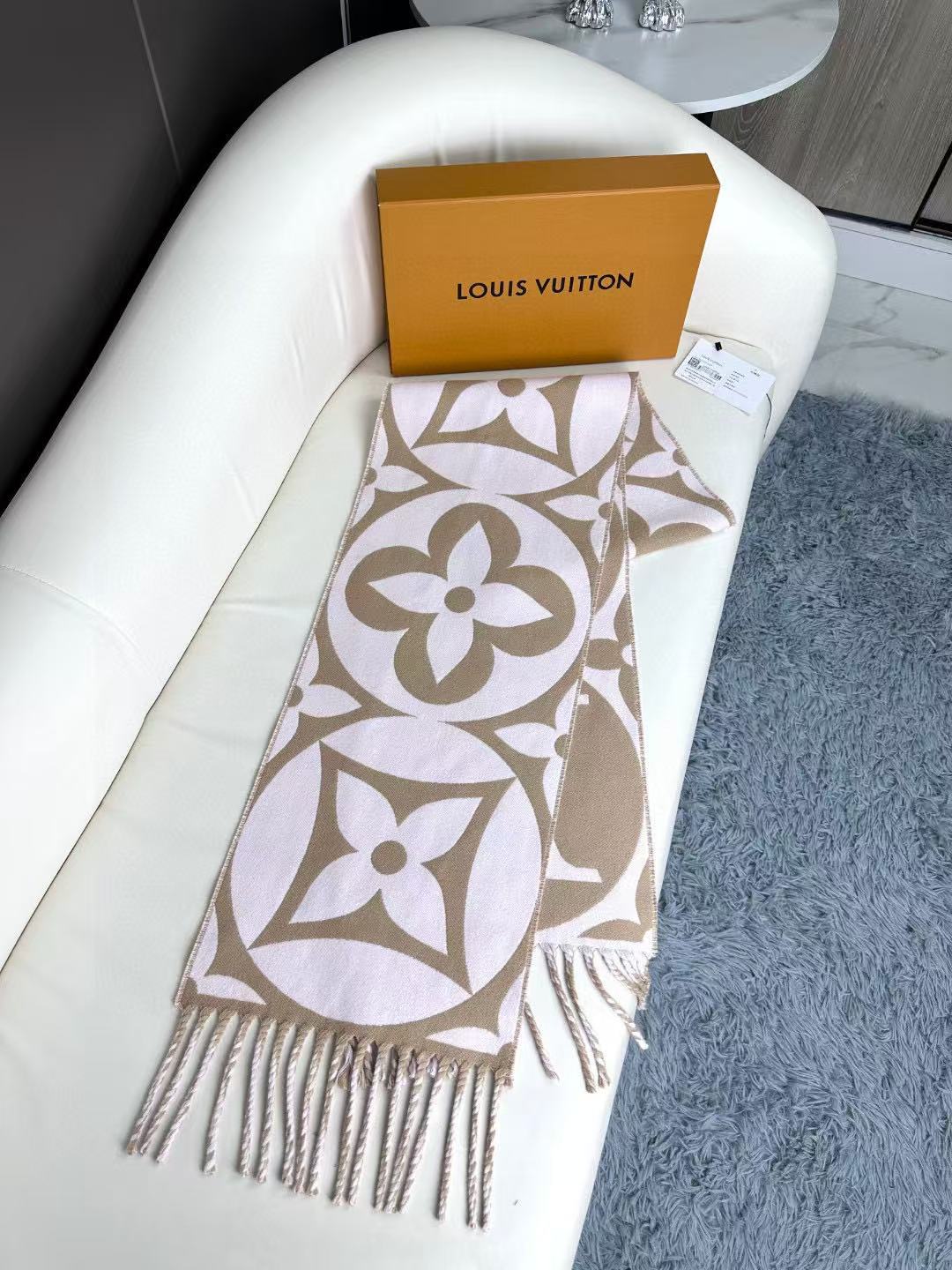 Louis Vuitton Large Monogram Floral Scarf