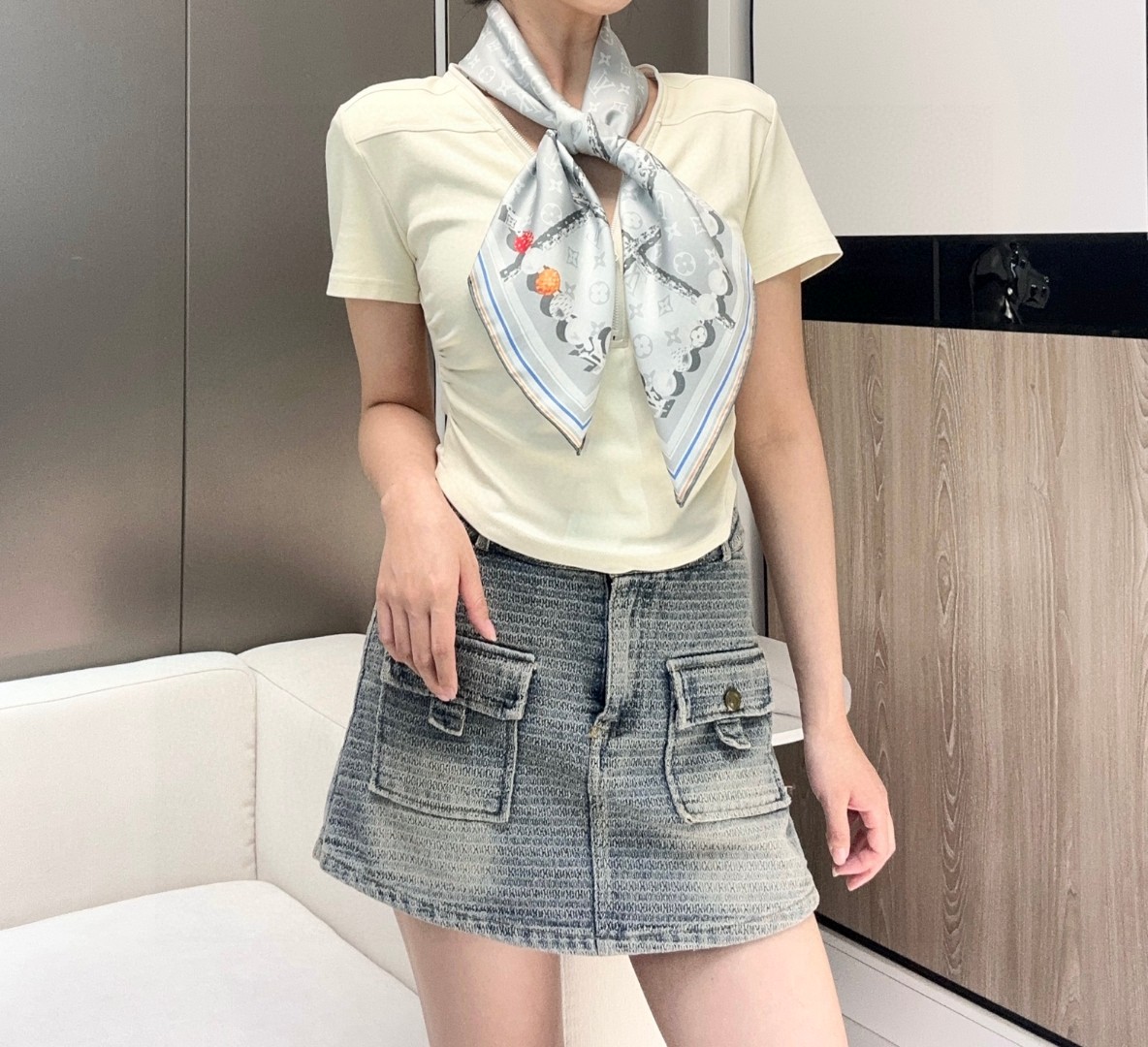 Louis Vuitton scarf