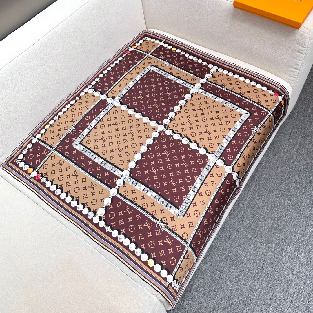Louis Vuitton scarf