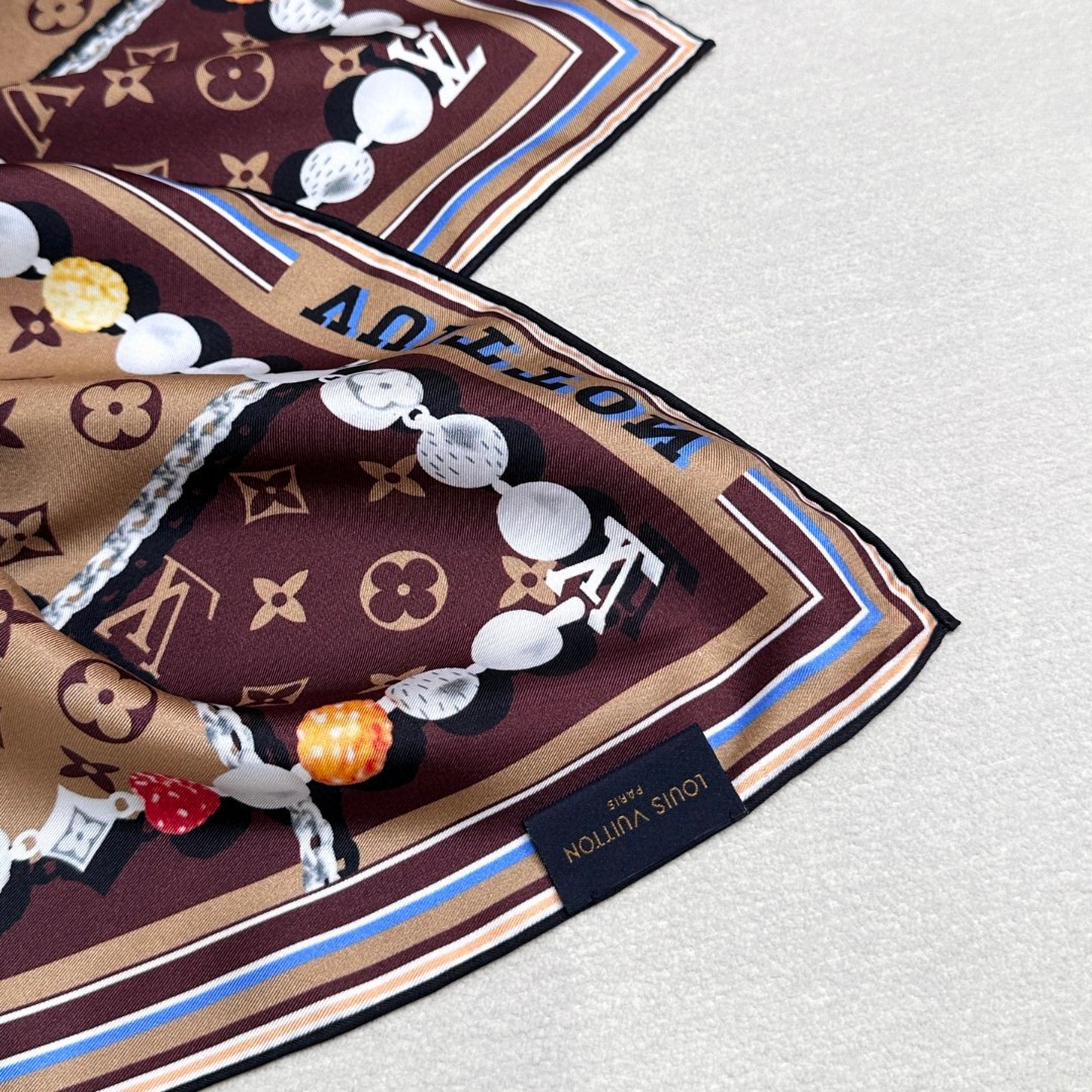 Louis Vuitton scarf