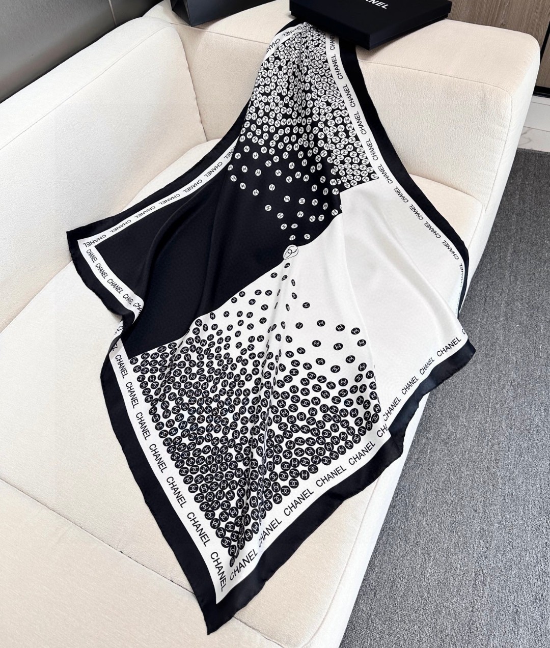 Chanel Bubble Scarf