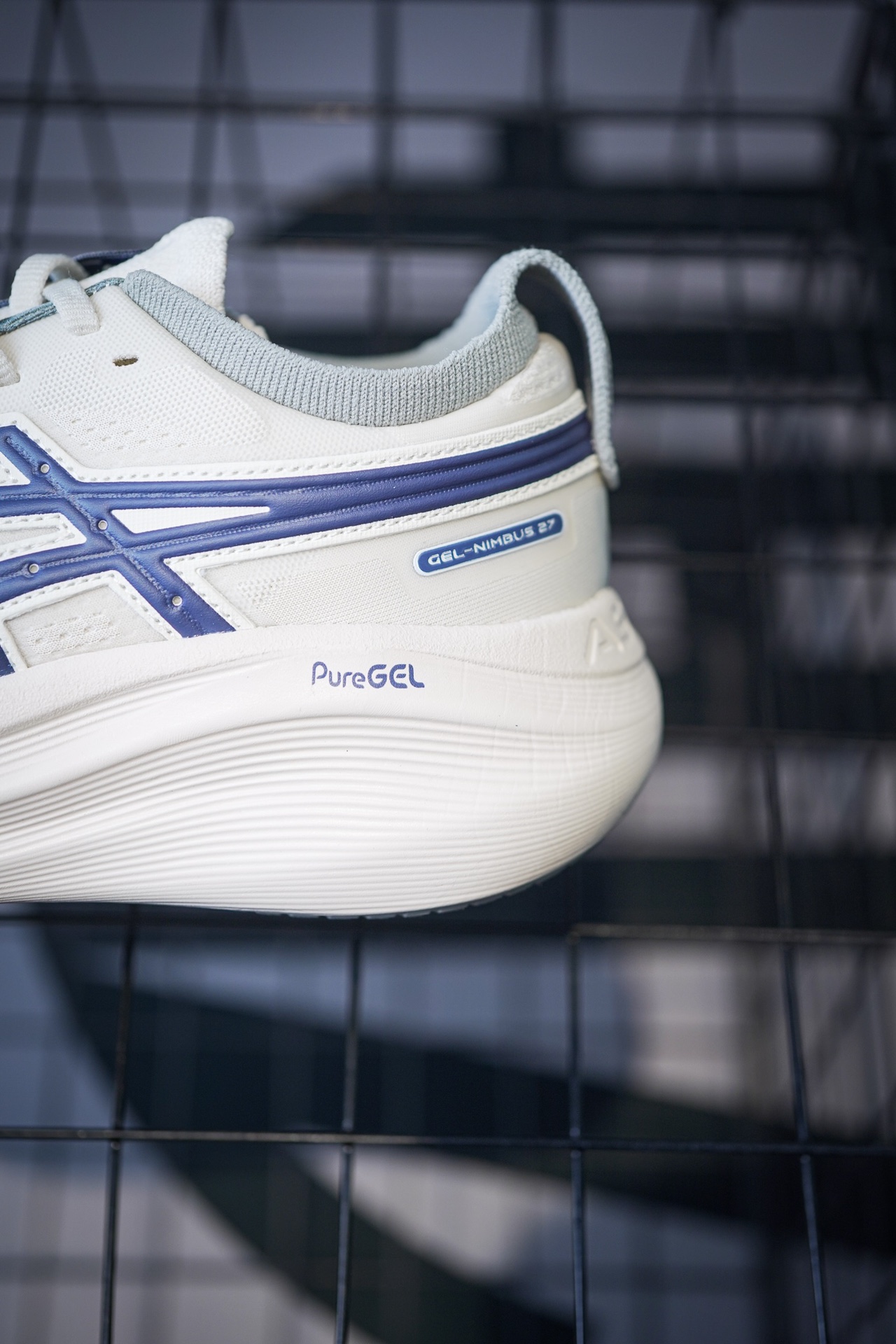 Asics Gel-Nimbus 27