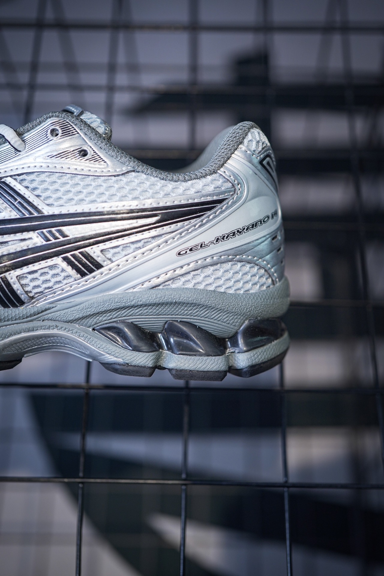 Asics Gel-Kayano 14