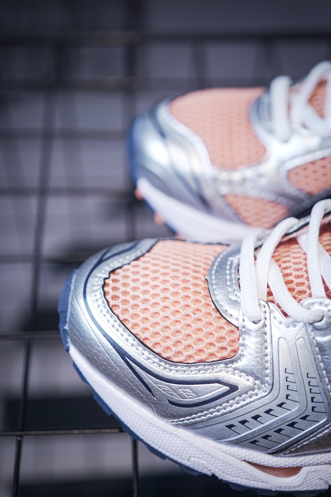 Asics Gel-Kayano 14