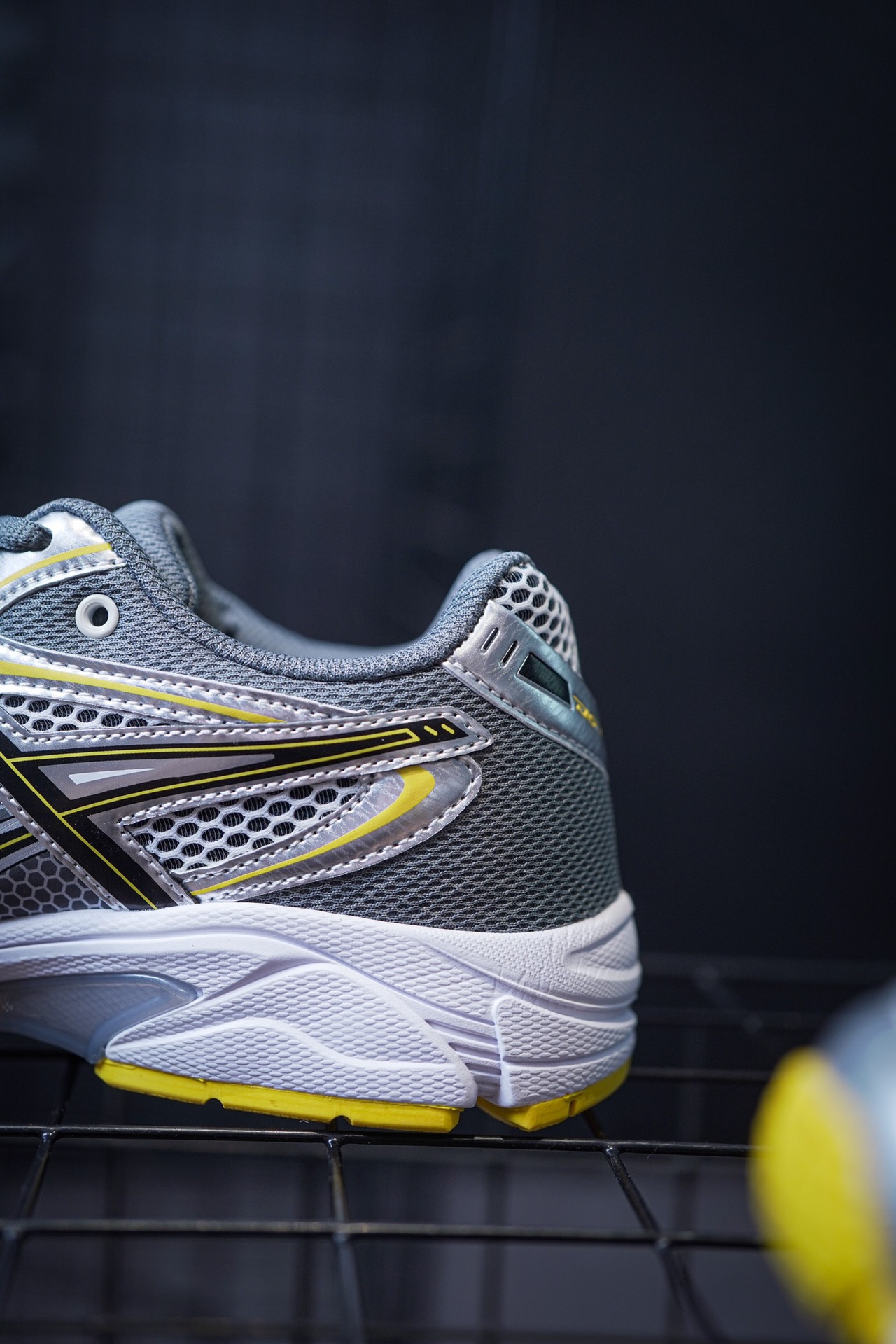 Asics Gel-Kayano 14