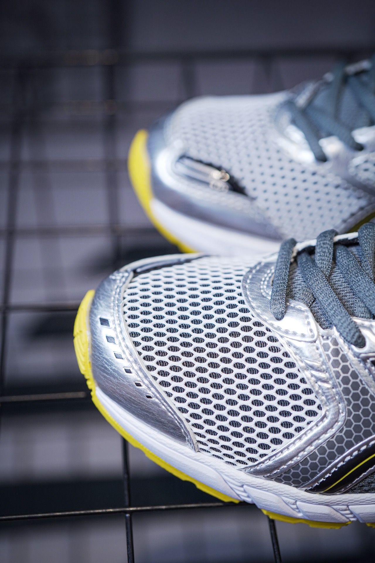 Asics Gel-Kayano 14