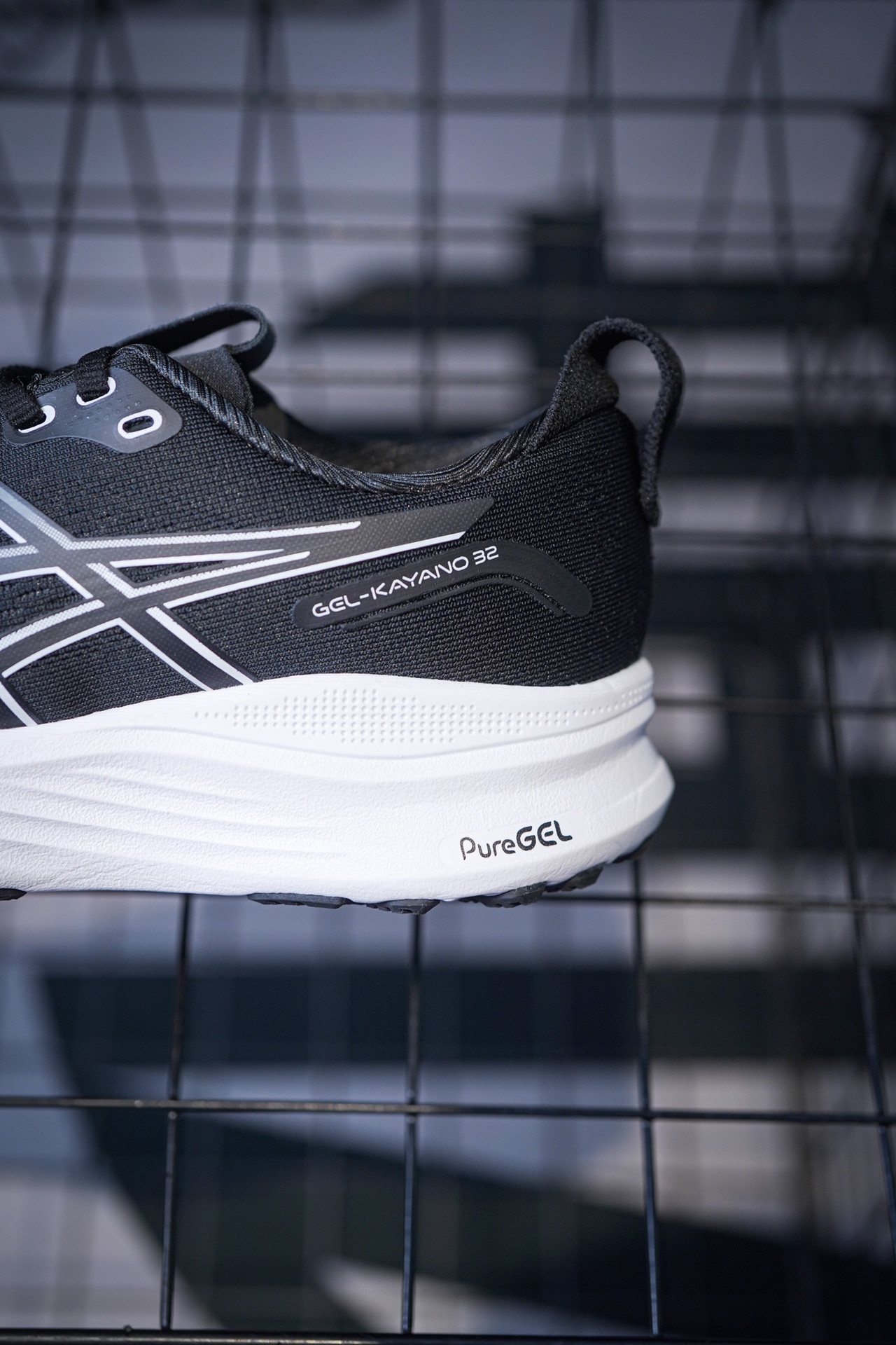 Asics Gel-Kayano 32