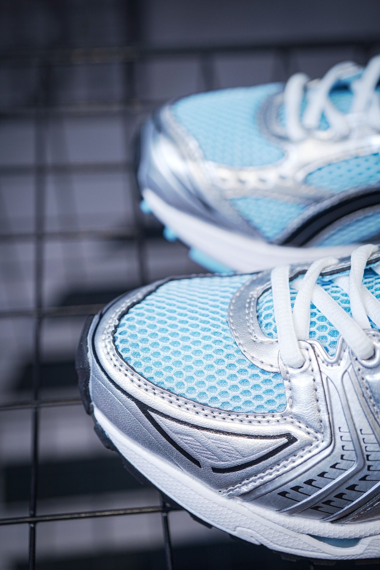 Asics Gel-Kayano 14