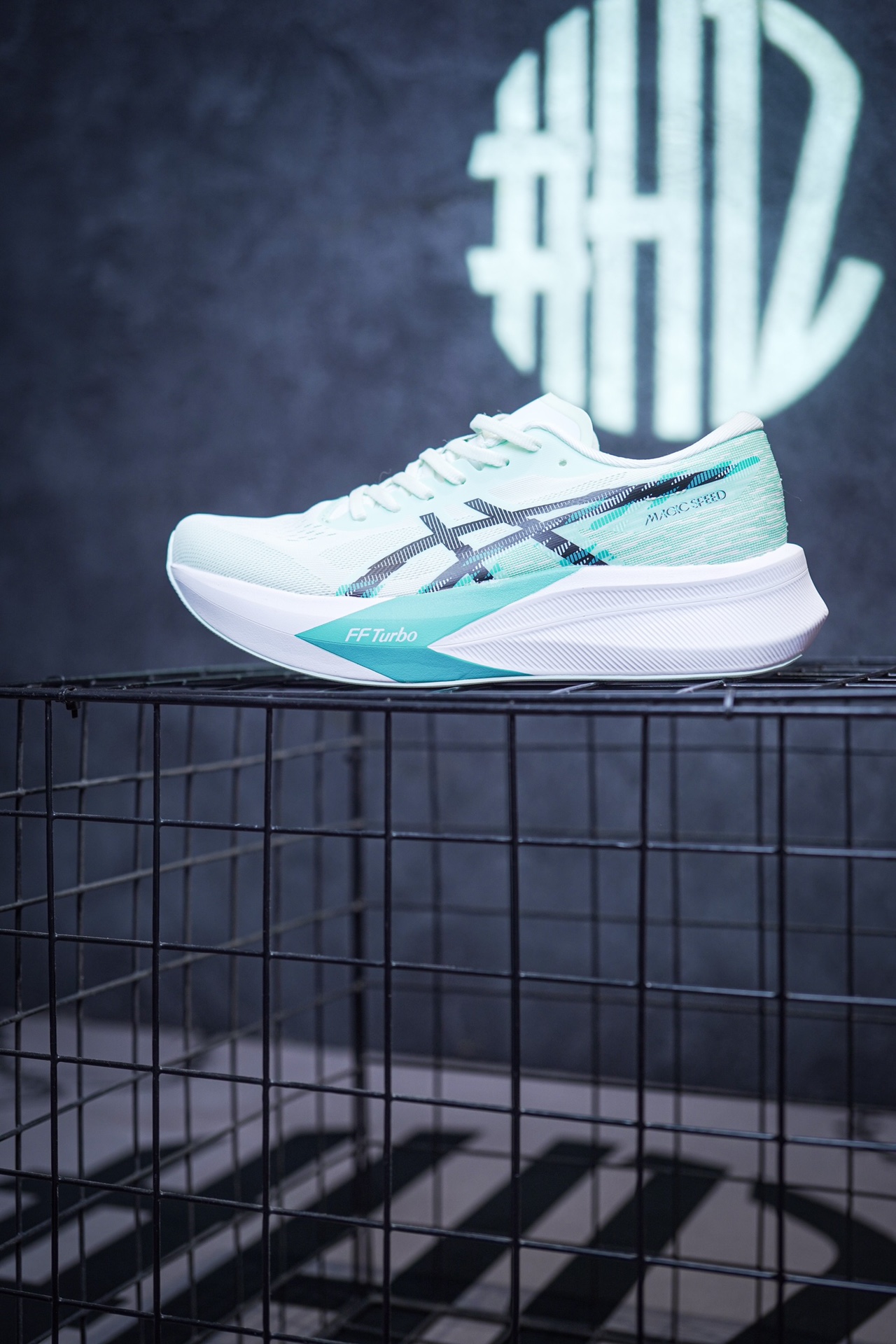 Asics Magic Speed 4 
