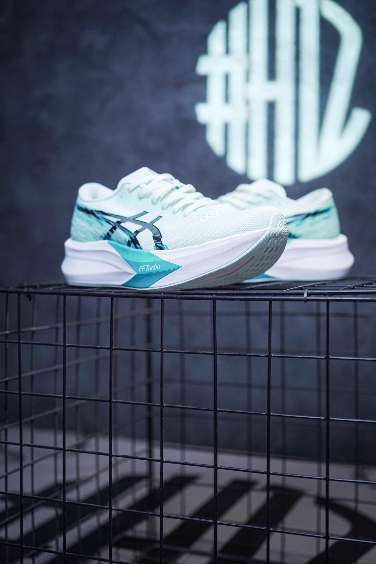 Asics Magic Speed 4 
