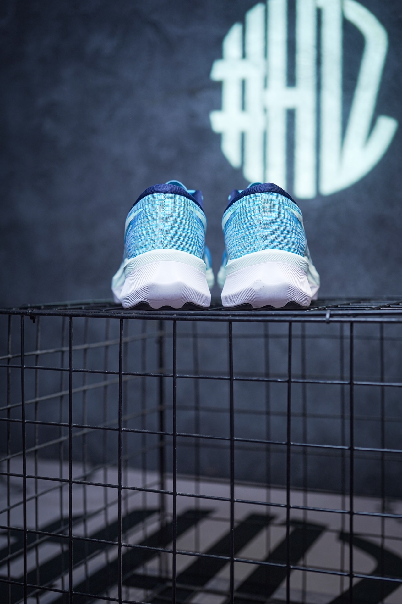 Asics Magic Speed 4 