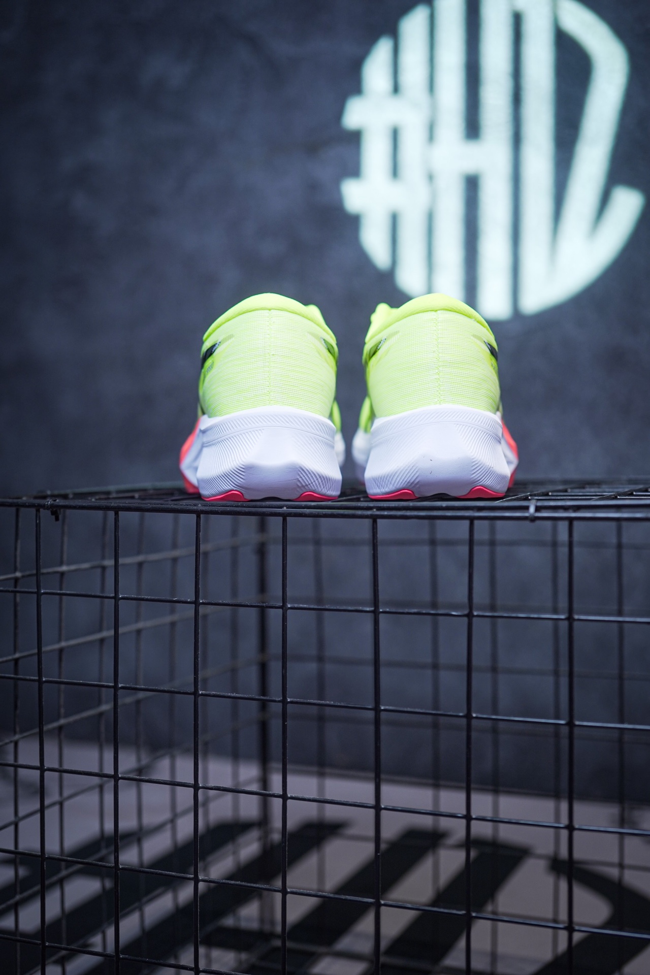 Asics Magic Speed 4 