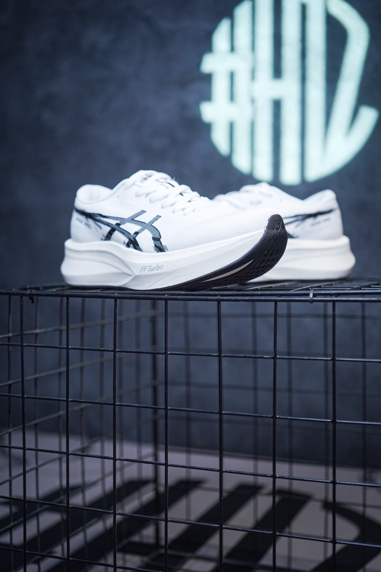 Asics Magic Speed 4 