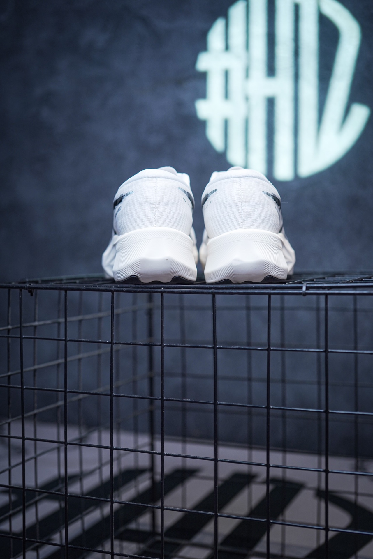 Asics Magic Speed 4 