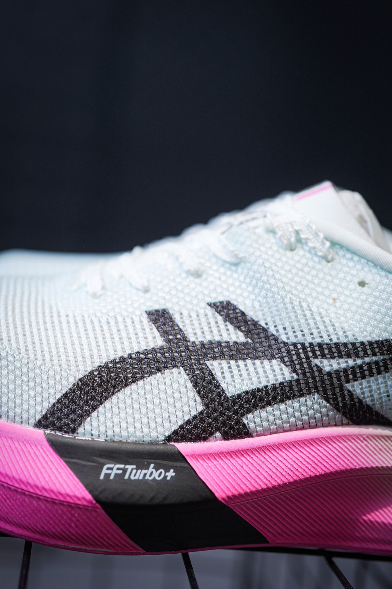 Asics Metaspeed Sky Paris