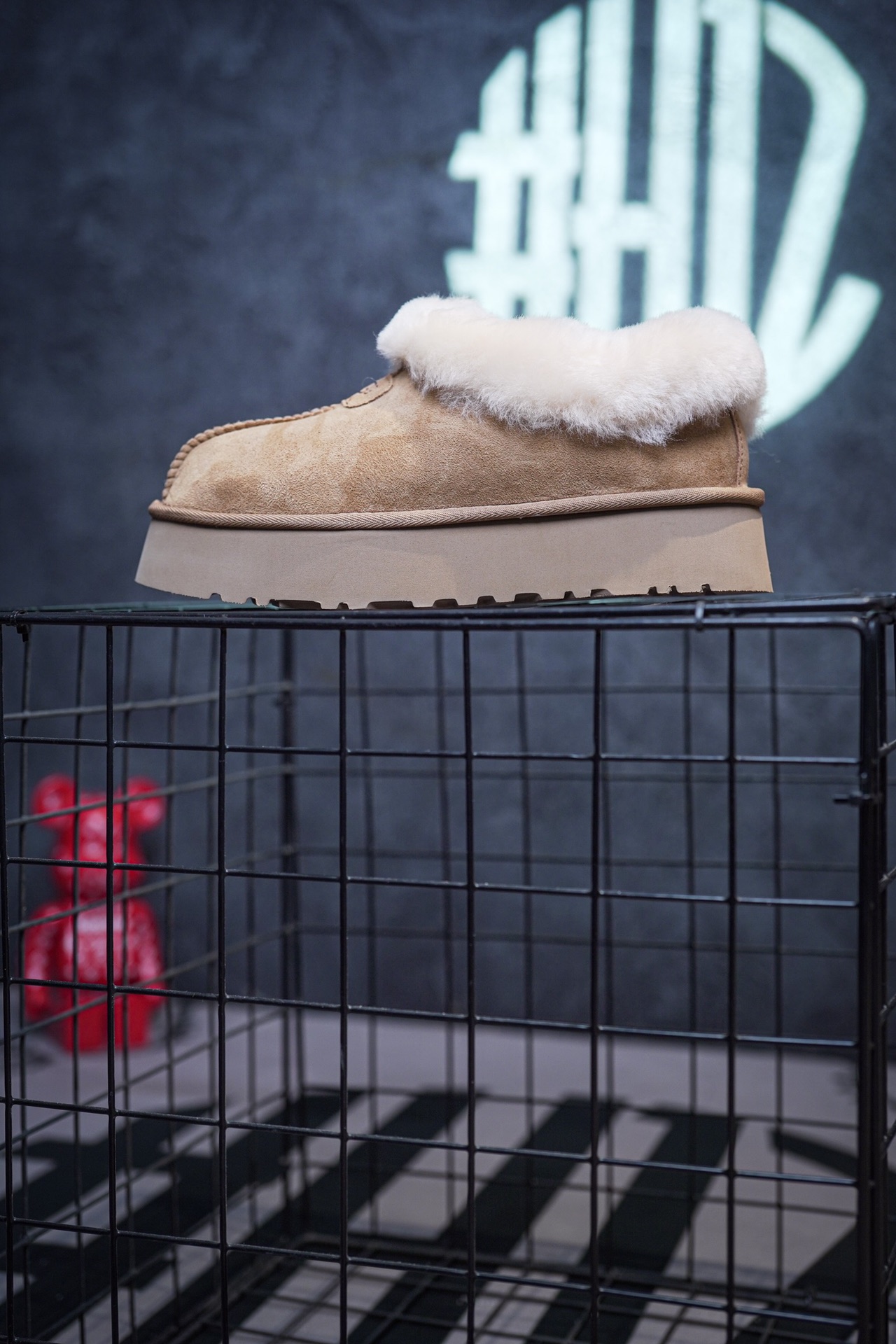 UGG warm and snow-resistant snow boots