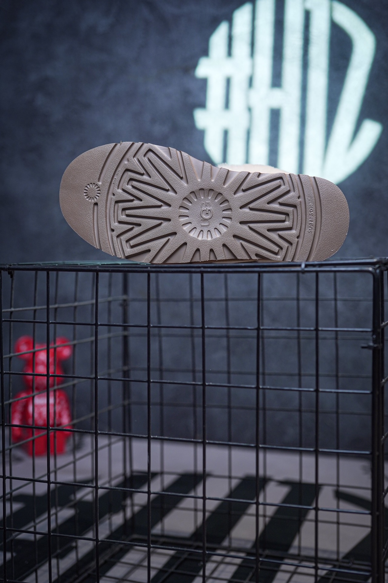 UGG warm and snow-resistant snow boots