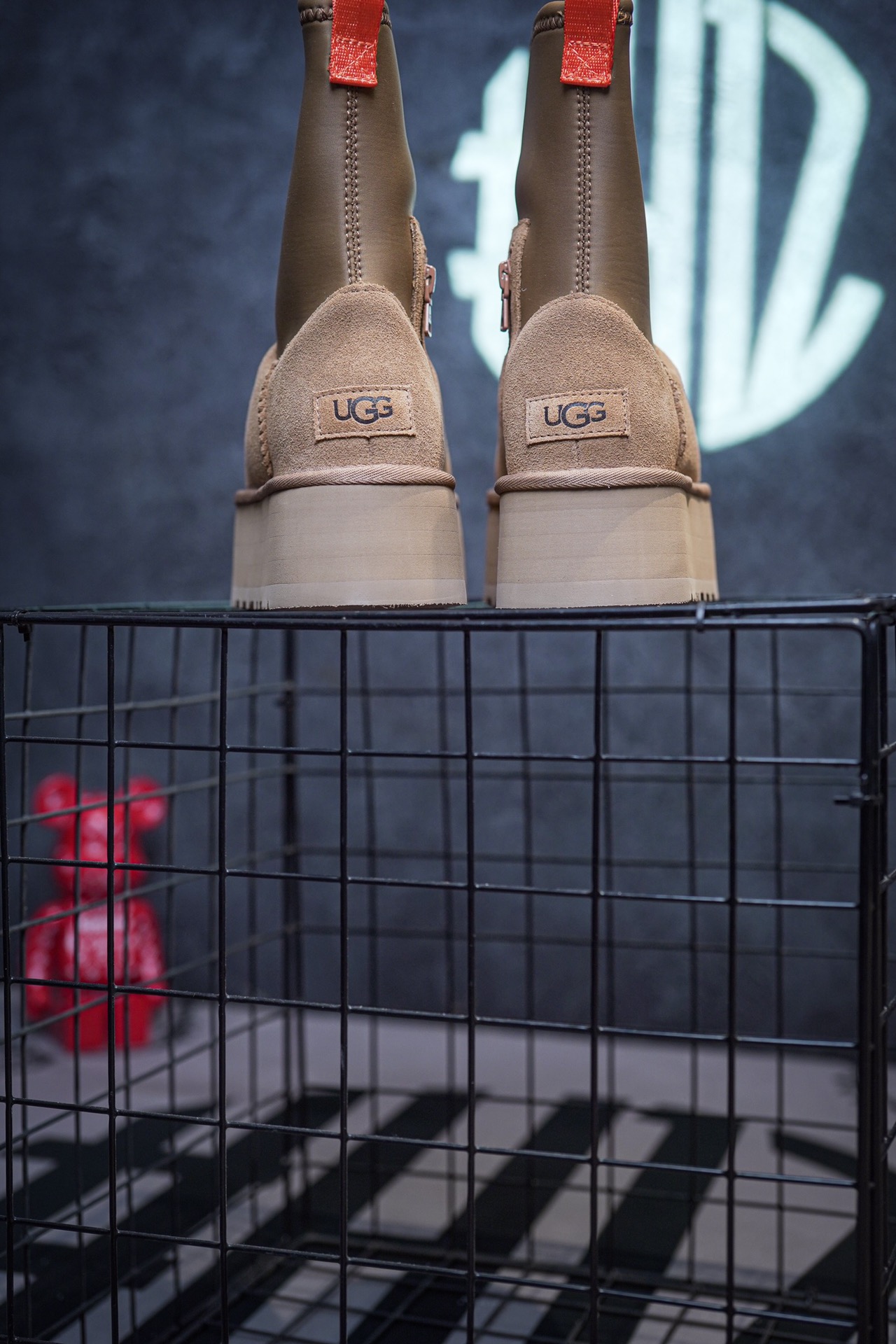 UGG warm and non-slip mid-tube snow boots