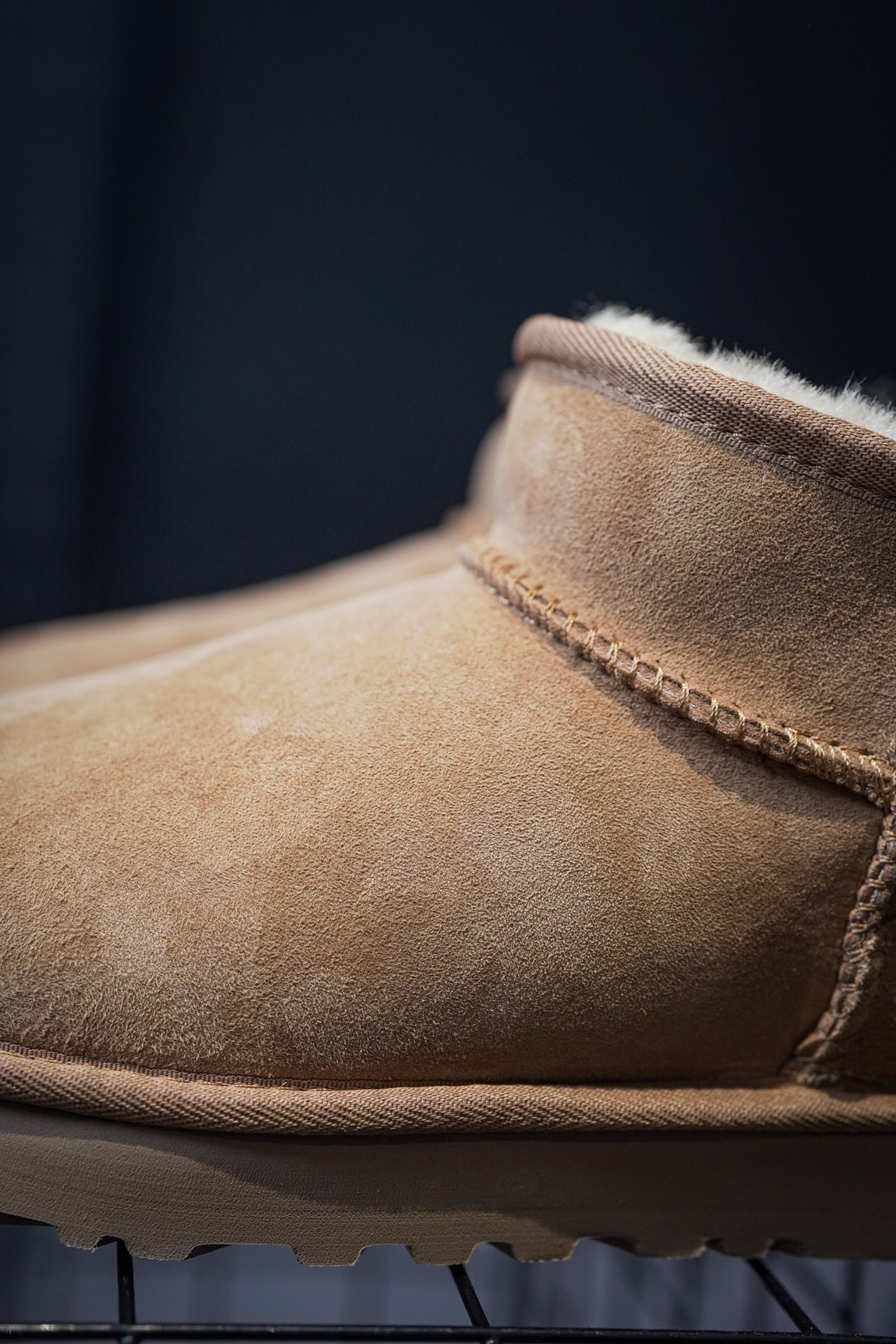 UGG snow boots mini low top maroon