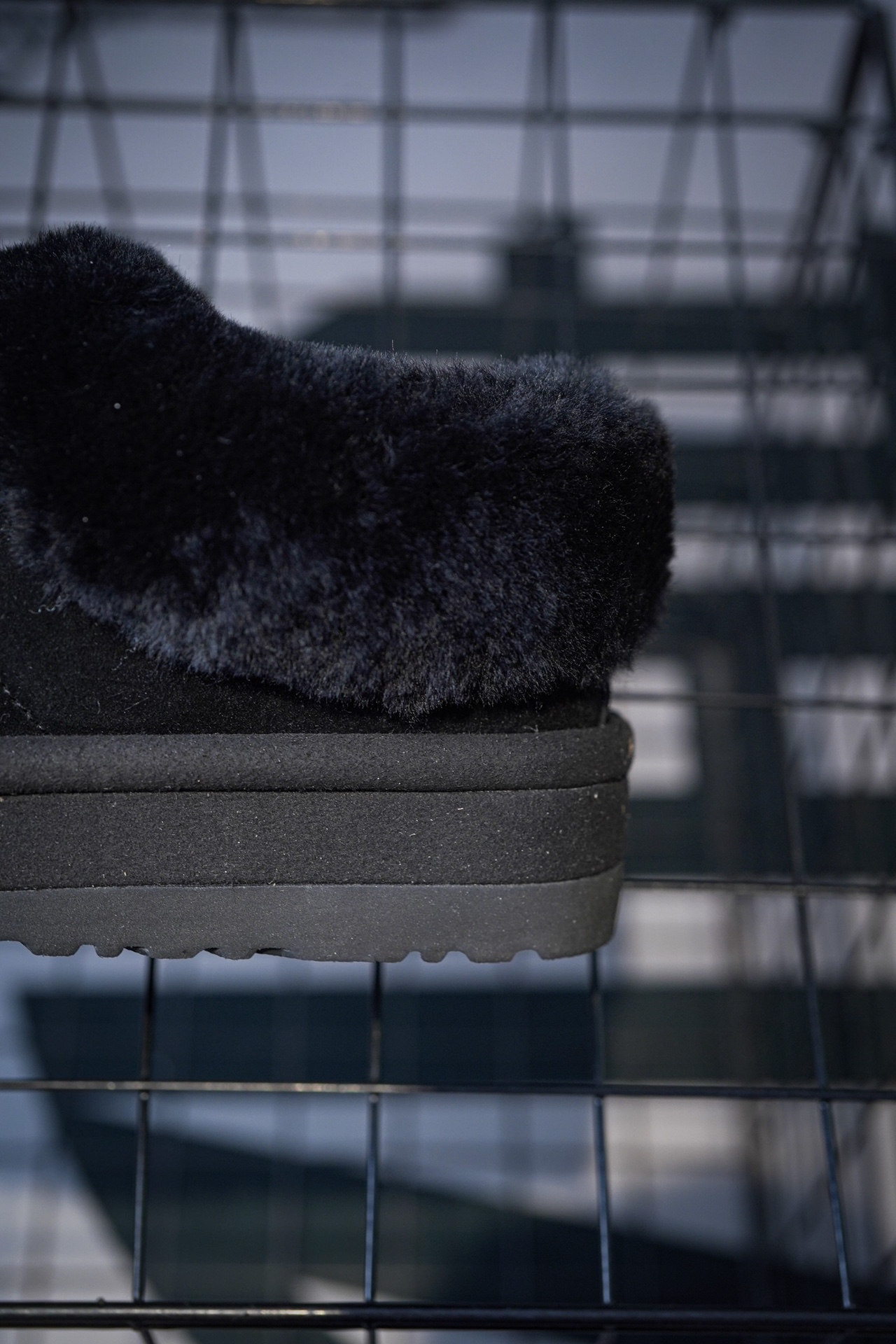 UGG snow boots thick-soled caterpillar coffee color, black