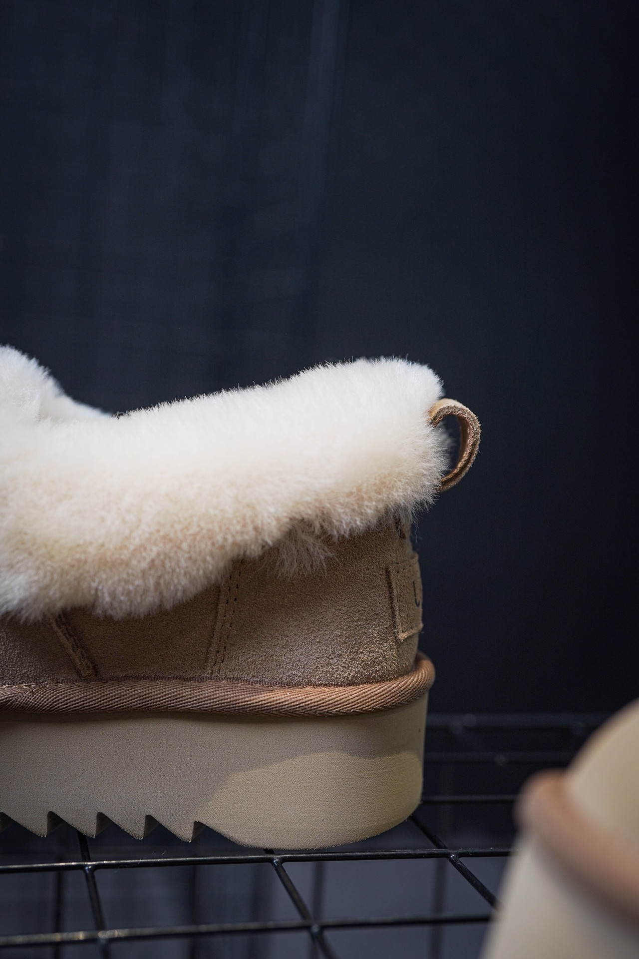 UGG Snow Boots Nita Thick Sole Black/Maroon/Brown