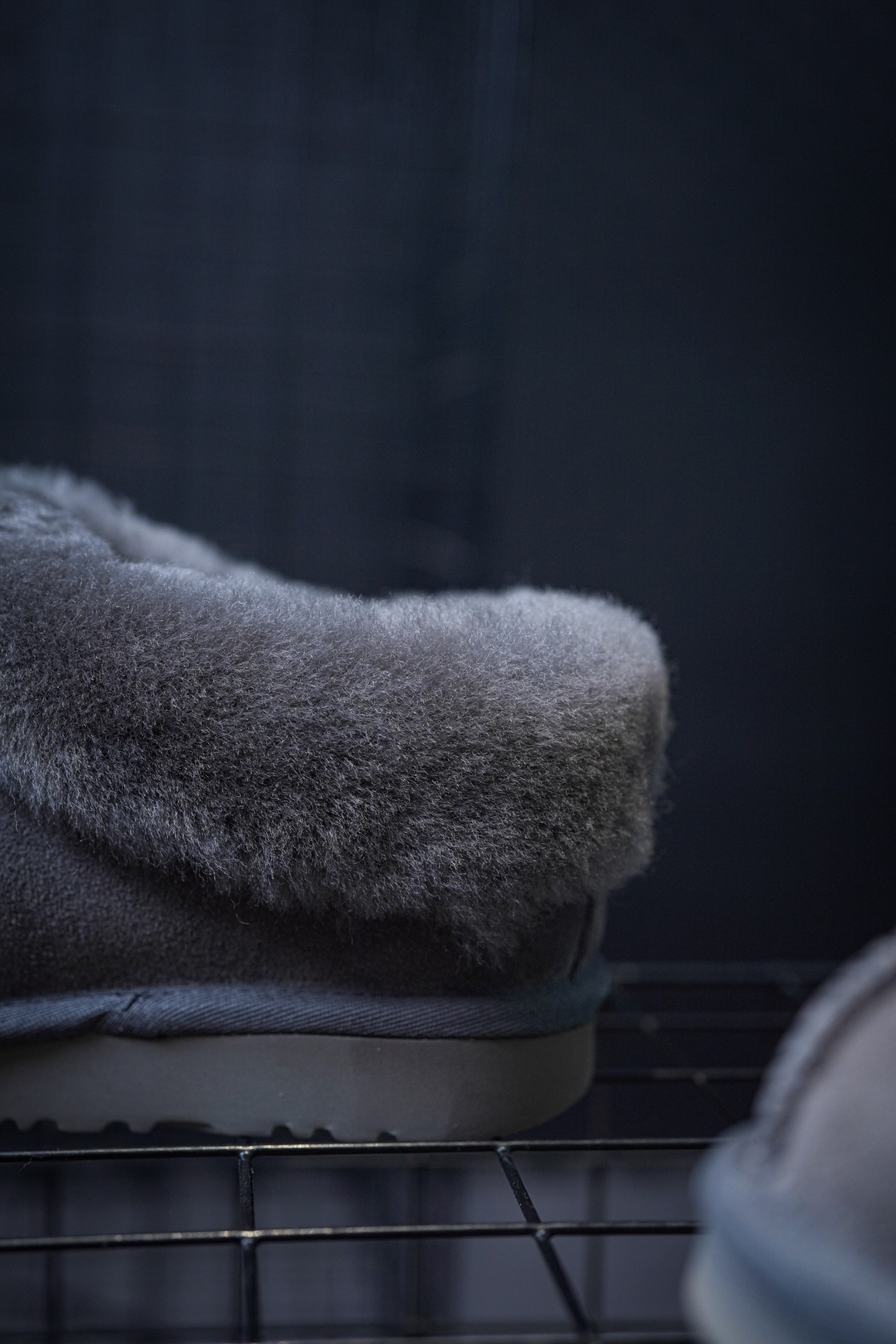 UGG Snow Boots Thin Sole Tate Grey/Black
