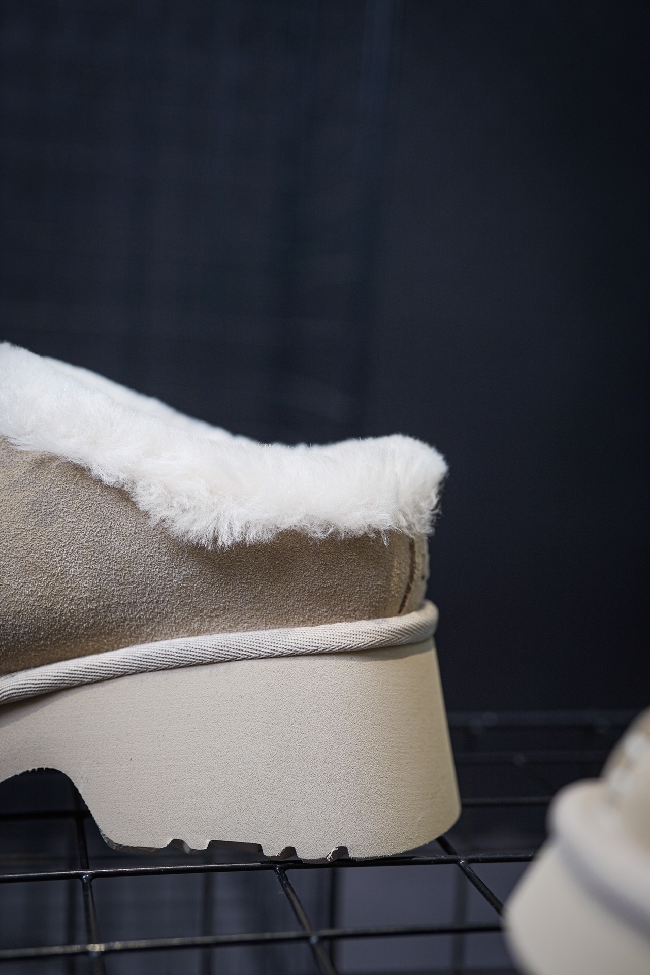 UGG snow boots mermaid wedge heel slippers brown, sand