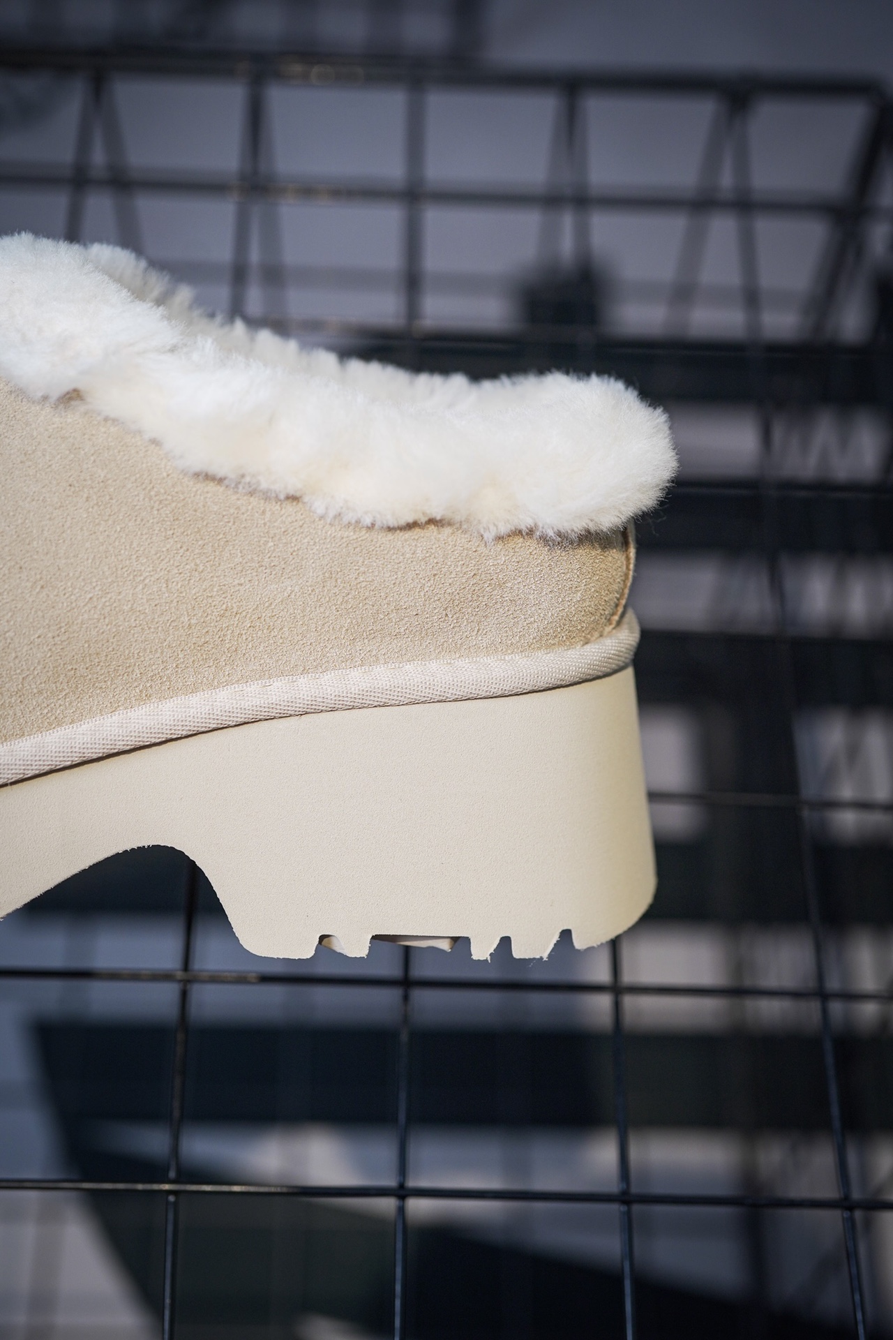UGG snow boots mermaid wedge heel slippers brown, sand
