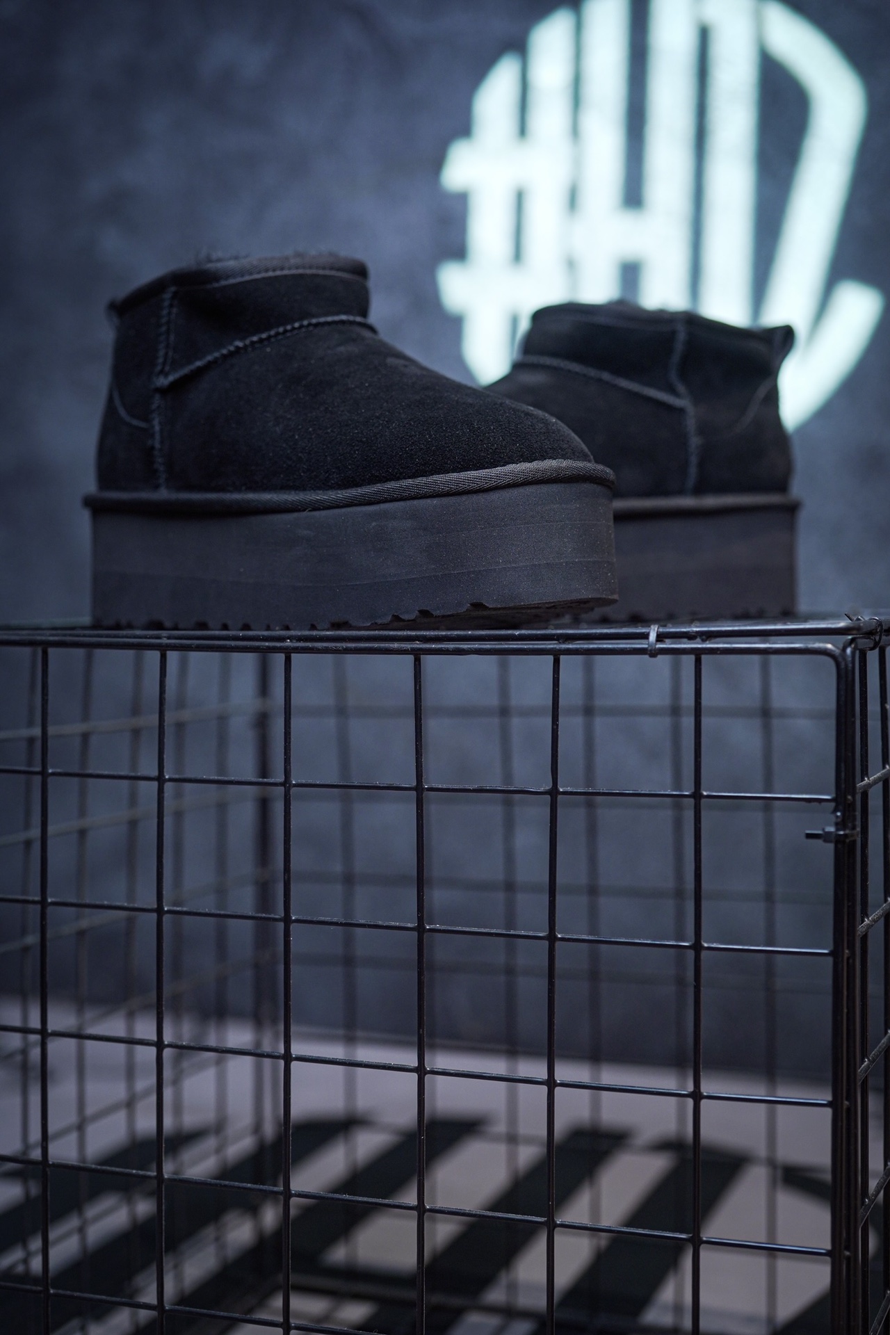 UGG snow boots thick sole 5CM mid-cut black