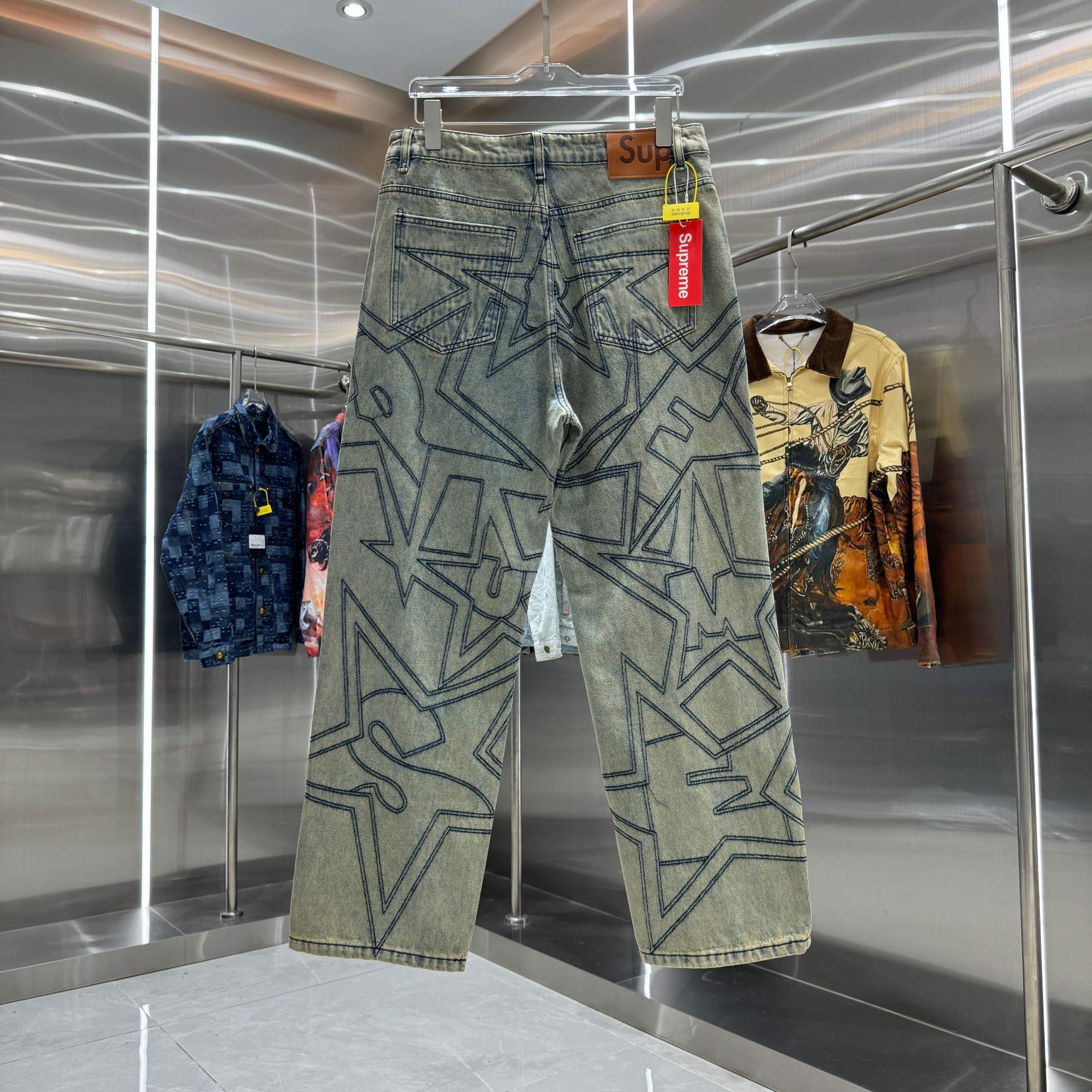 Supreme Star-stitched Relaxed Straight Jeans (Unisex)