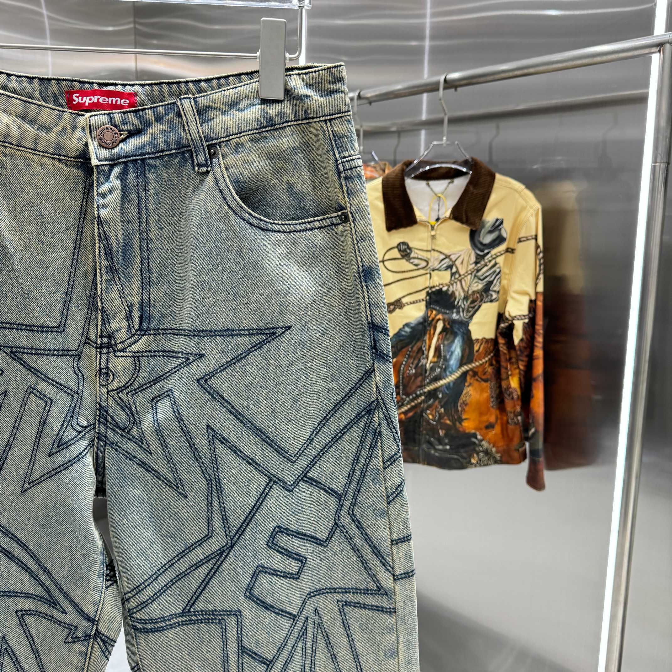 Supreme Star-stitched Relaxed Straight Jeans (Unisex)