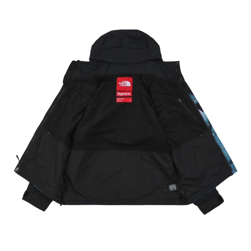 The North Face x Supreme