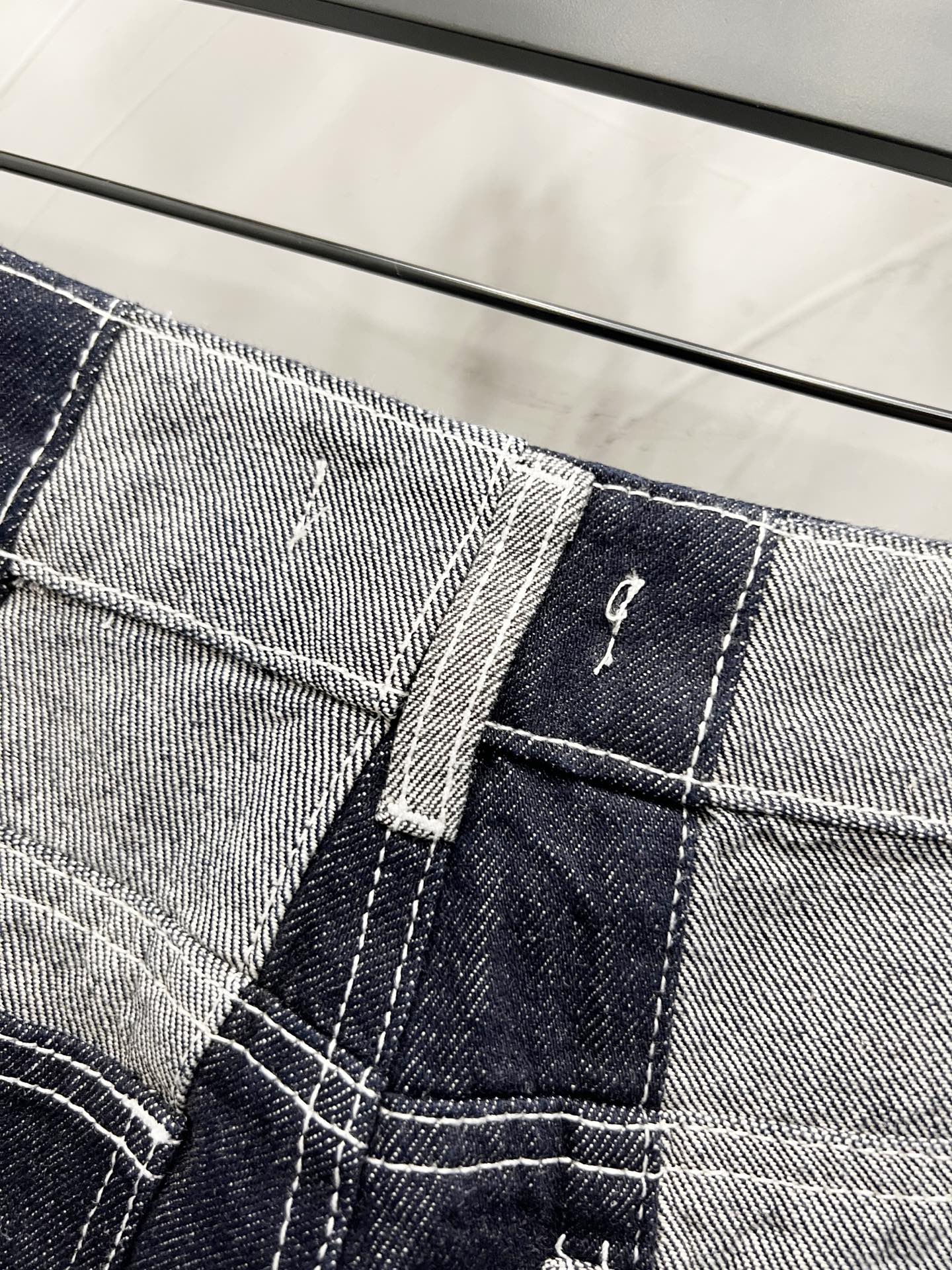 Supreme striped loose-fitting jeans