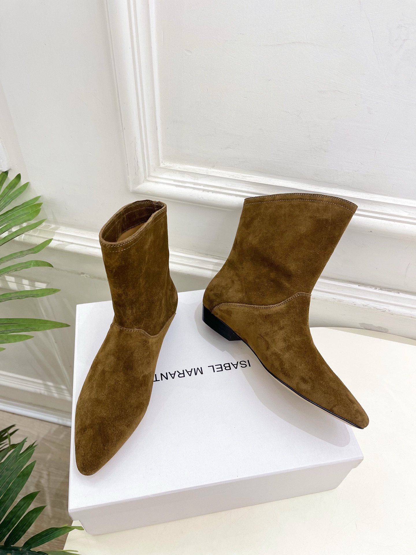 ISABEL MARANT autumn and winter new pointed toe ankle boots