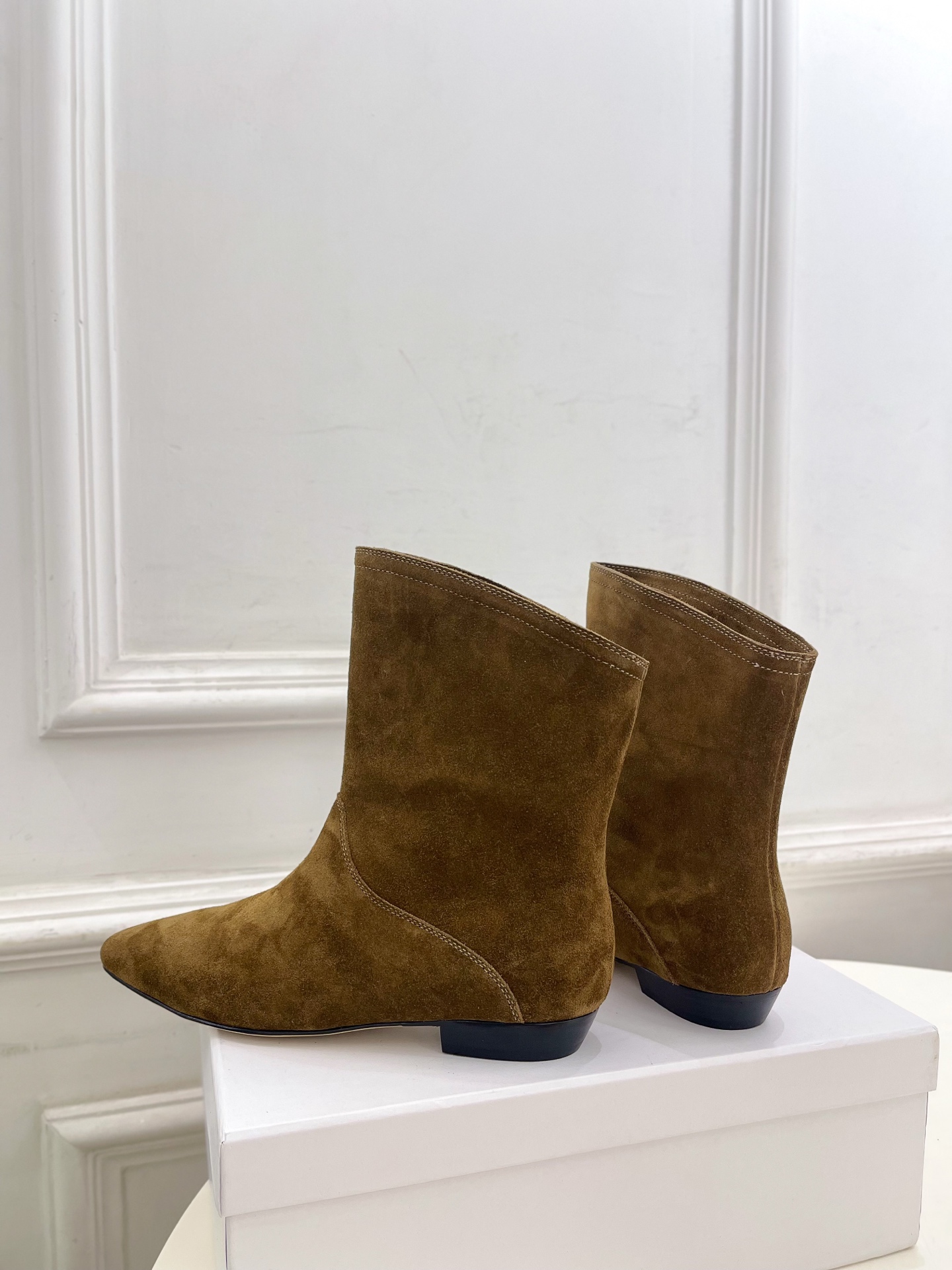 ISABEL MARANT autumn and winter new pointed toe ankle boots