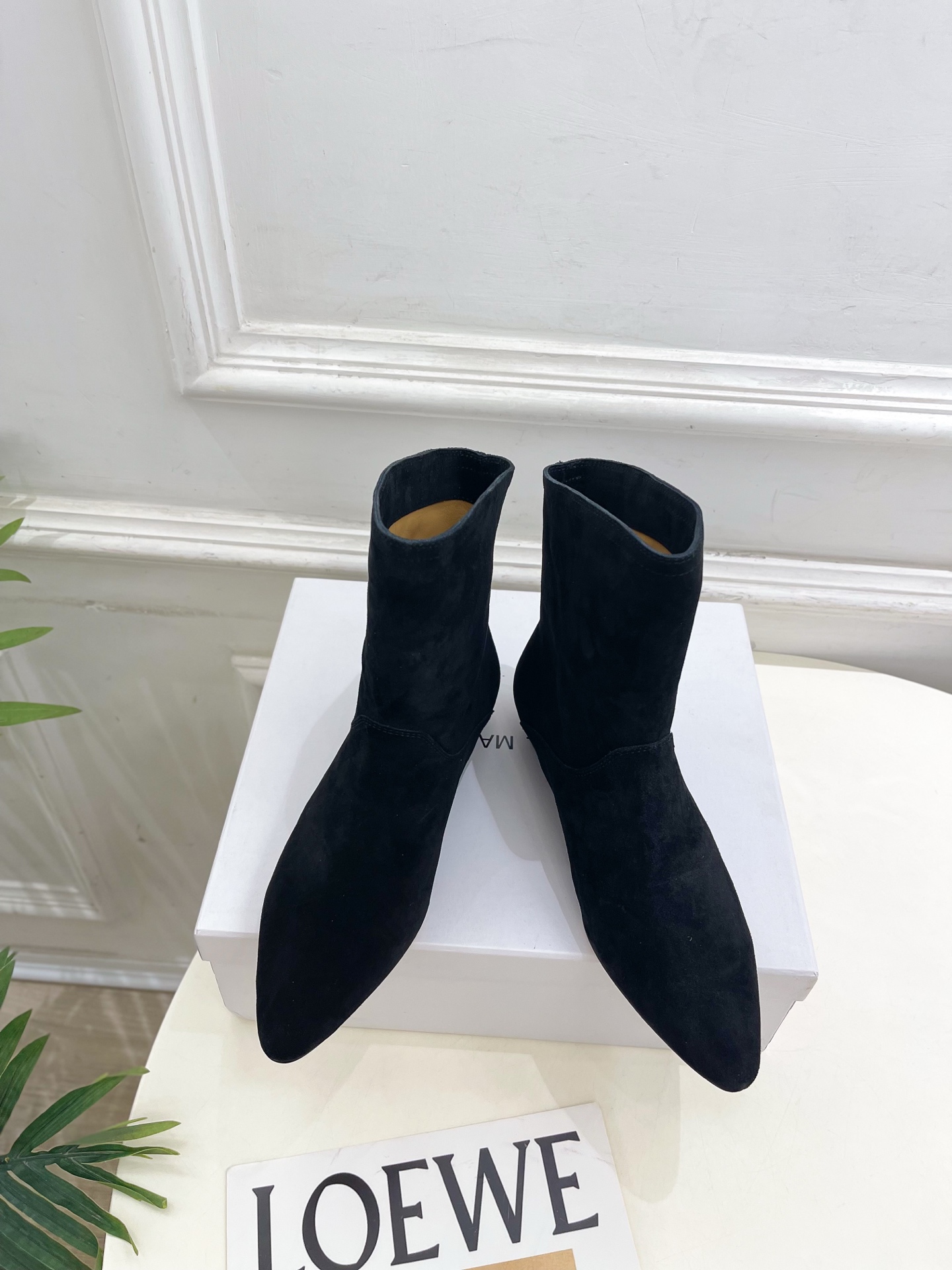 ISABEL MARANT autumn and winter new pointed toe ankle boots