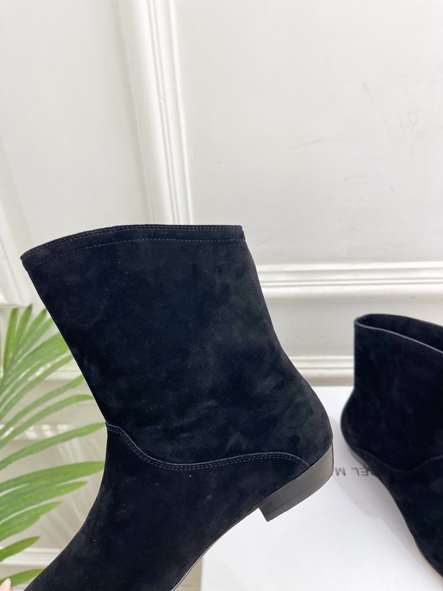 ISABEL MARANT autumn and winter new pointed toe ankle boots