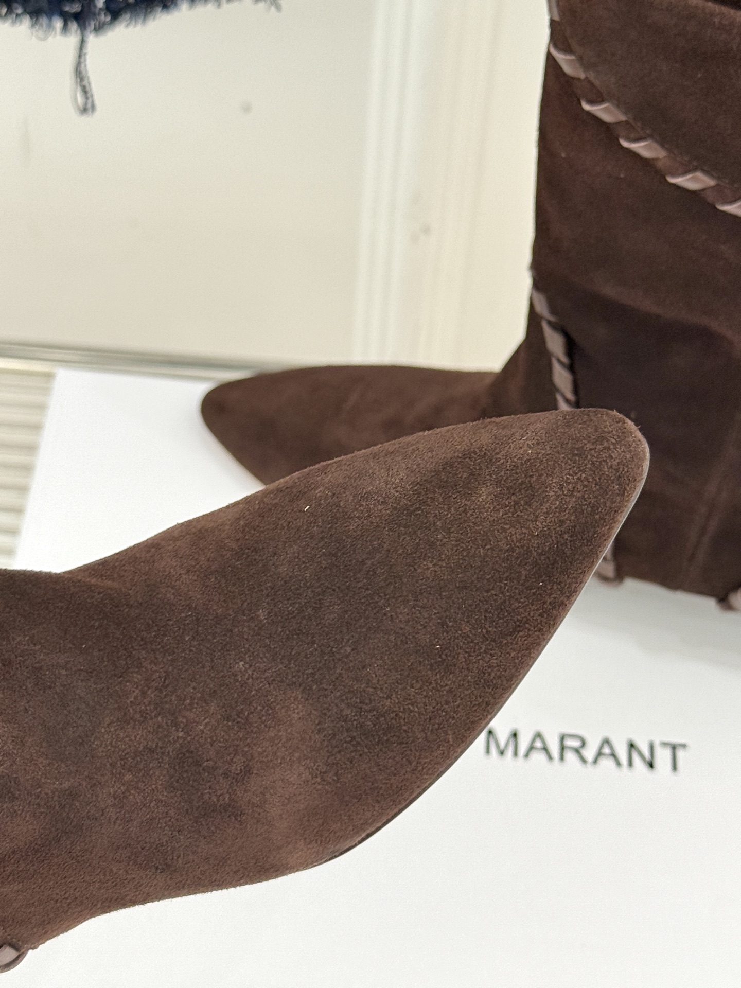 ISABEL MARANT Fall/Winter Classic Retro Pointed Toe Ankle Boots