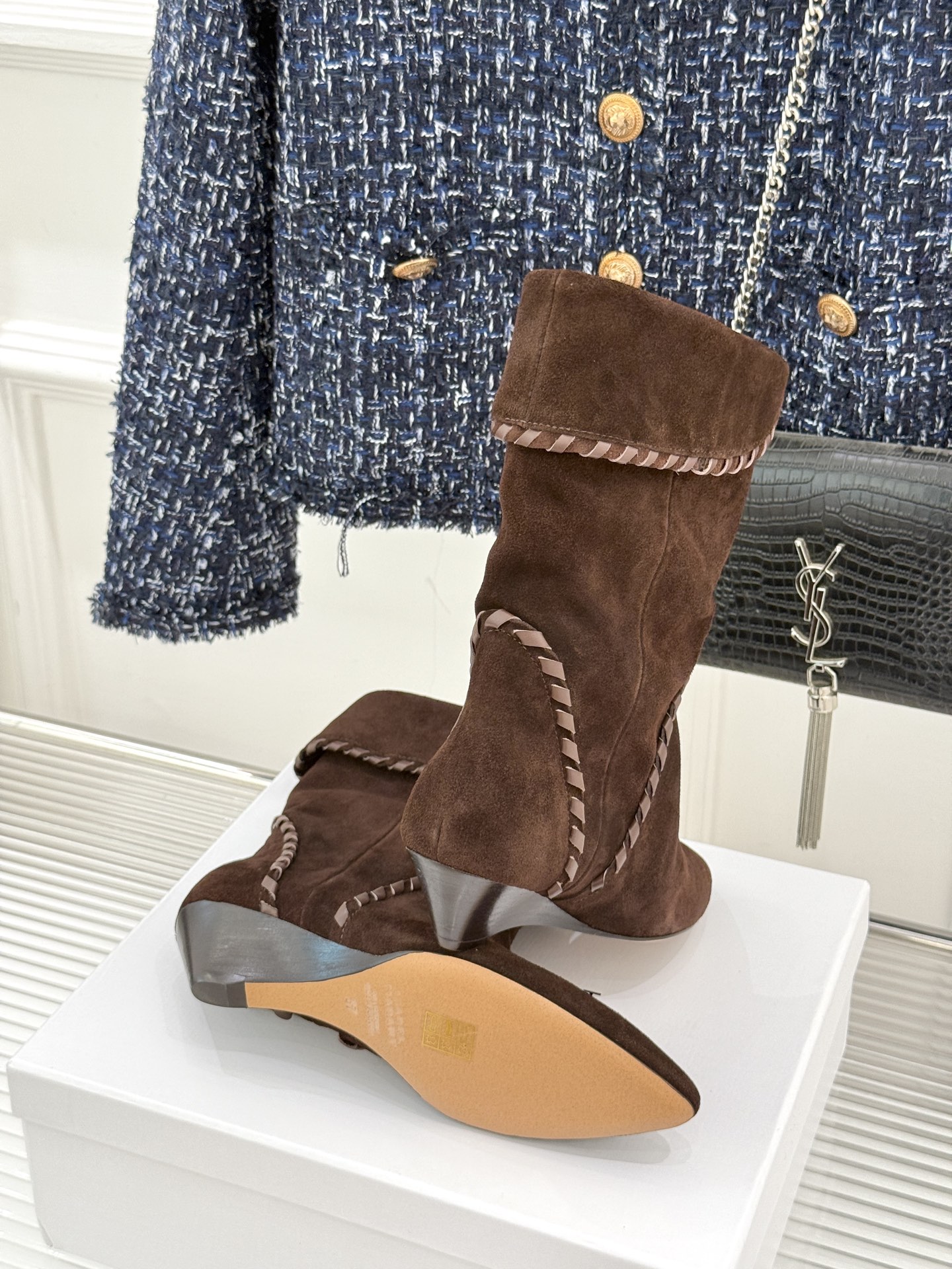 ISABEL MARANT Fall/Winter Classic Retro Pointed Toe Ankle Boots