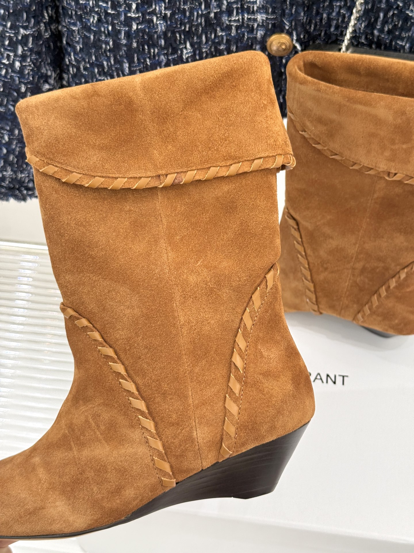 ISABEL MARANT Fall/Winter Classic Retro Pointed Toe Ankle Boots