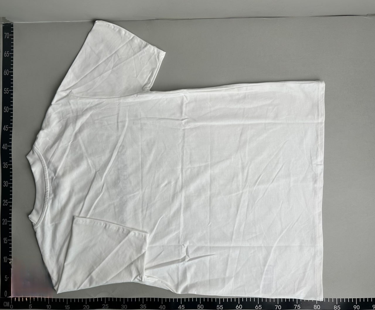 Calvin Klein Jeans Monogram T-Shirt [19 styles]