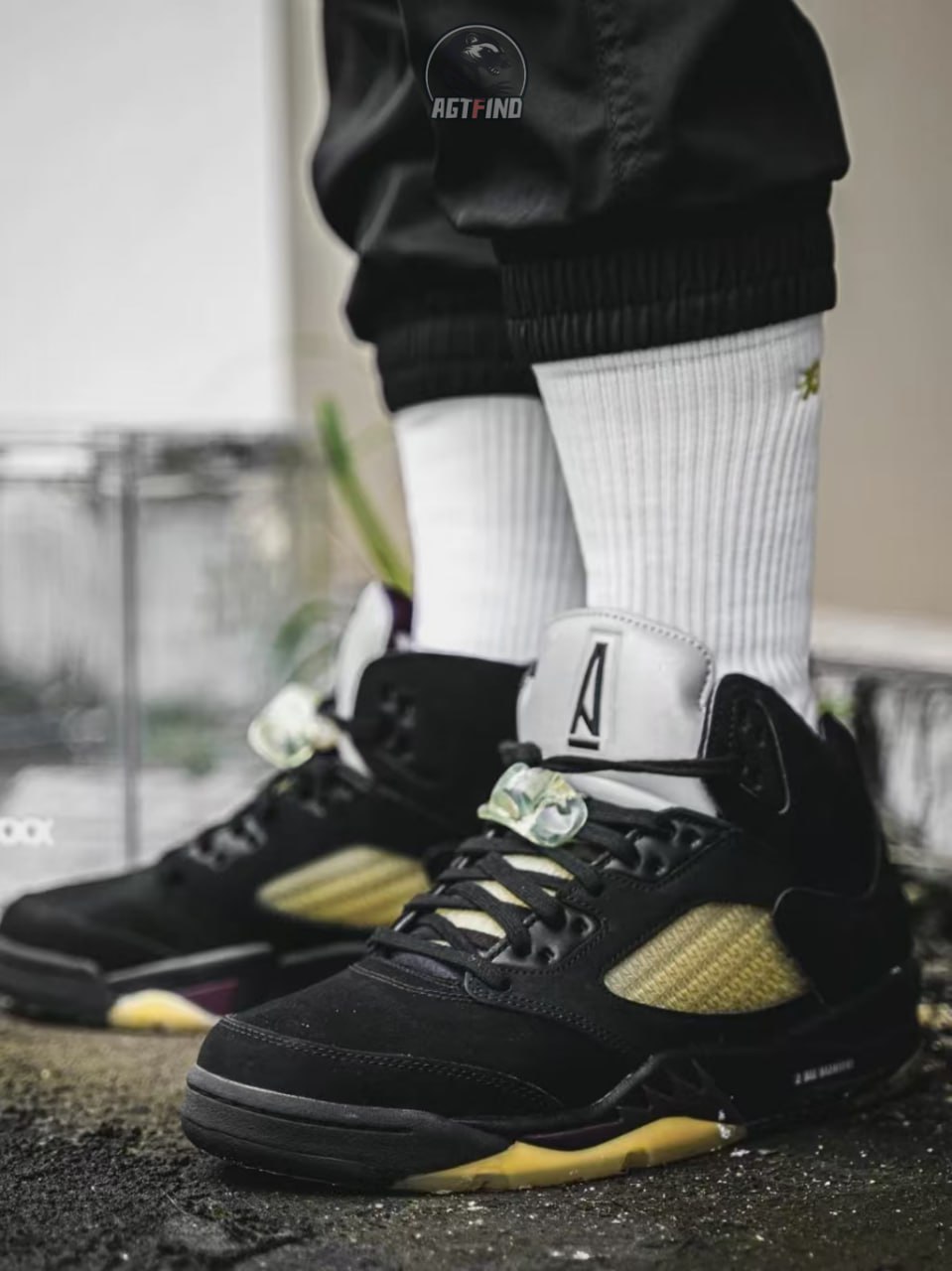Air Jordan 5 Sneakers [30 styles]