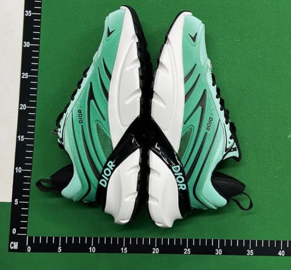 DI Sneakers [10 styles]