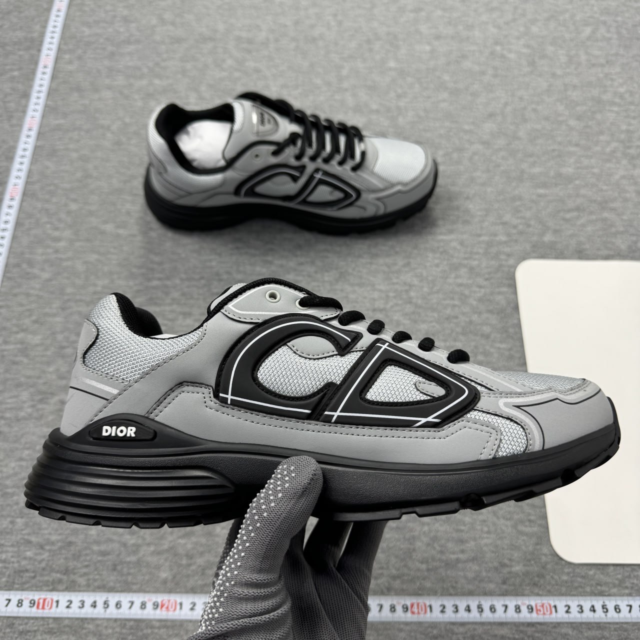 Dior B22 Sneakers [40 styles]